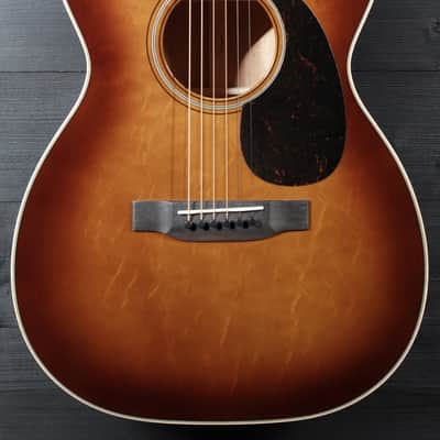 Martin Custom Shop 00-18 Style Premium Mahogany / Bearclaw Engelman image 4