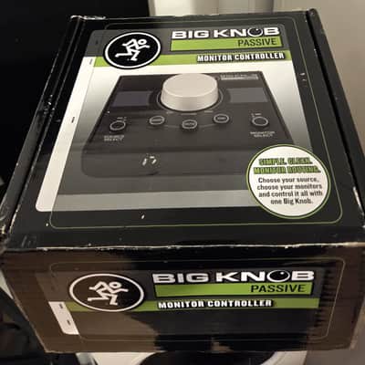 Mackie Big Knob Passive Monitor Controller - Studio image 5