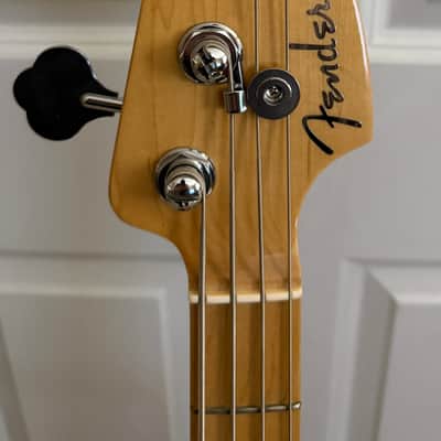 Fender Elite 2016 - Sunburst image 2