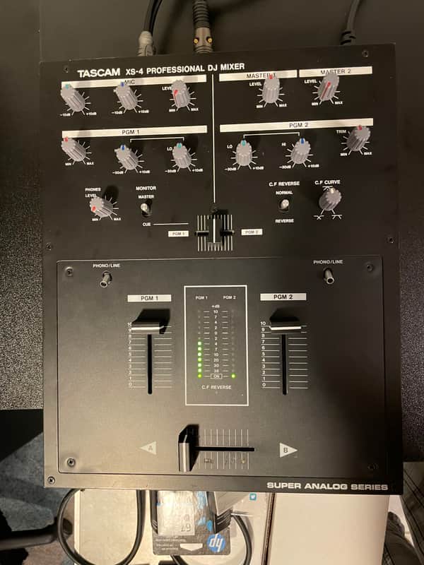 Tascam XS-4 Ecler HAK 300 Clone DJ Analog Scratch Battle Mixer XS4