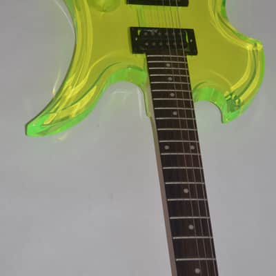 B.C. Rich Mockingbird Clear Acrylic Green Namm 1999 Mint Original Hard Case Rick Derringer Owned image 4