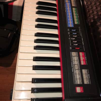 Lowrey Micro Genie Pro V600 Black & white image 4