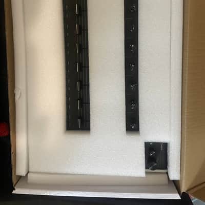 Isla Instruments S2400 Desktop Sampler 2019 - Present - Black image 3