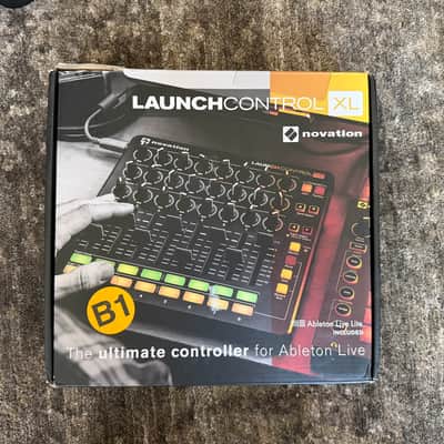 Novation Launch Control XL MK2 MIDI DAW Controller 2022 - 2025 - Black image 2