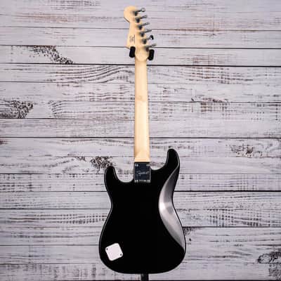 *DEMO* Squier Mini Strat V2 Electric Guitar | Black image 4