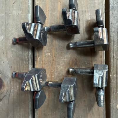 Real Life Relics Kluson 3 Per Side Vintage Diecast Sealfast Tuning Machines SKU: KVDS-3-NM image 3