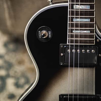 Gibson Custom PSL(Pre-Sold Limited) Les Paul Custom Limited Run-Silverburst w/Ebony Fingerboard image 4