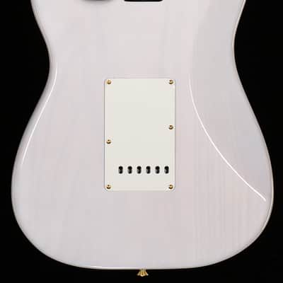 Fender Limited Edition American Vintage II 1957 Stratocaster Flame Maple Fingerboard White Blonde (976) image 4