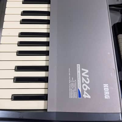 Korg N264 76-Key Music Workstation 1990s - Gray