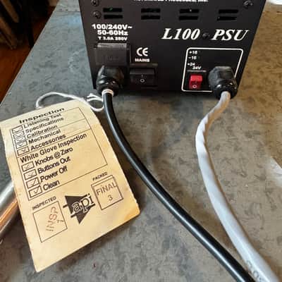 API 8200A AUX MIXER image 10