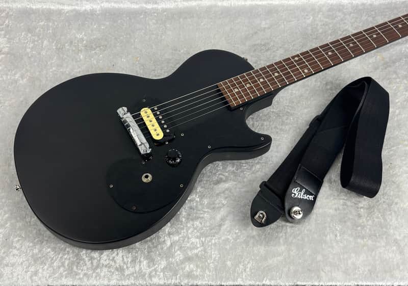 2011 USA Gibson Melody Maker guitar in satin black (excellent refin) image 1