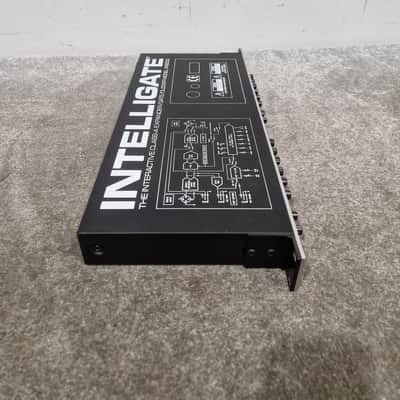 Behringer XR2000 - 12-Channel Feedback Destroyer - Excellent w/ Power Supply image 7