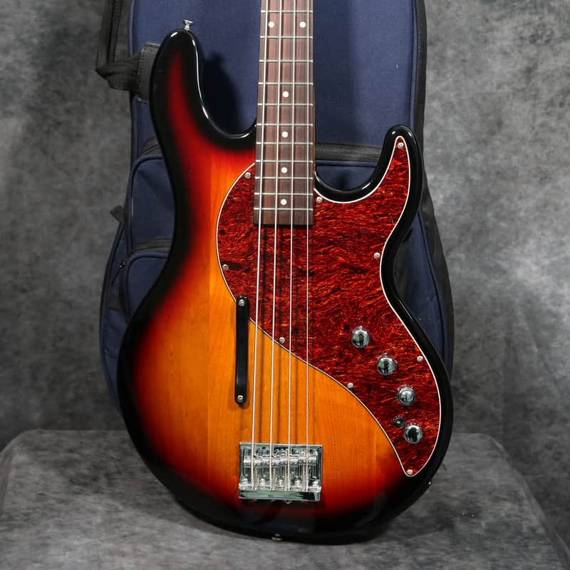 Line 6 Variax 700 Bass Sunburst | Reverb Canada