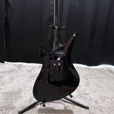 Schecter Synyster Gates Custom-S - Black and gold pinstripes image 2