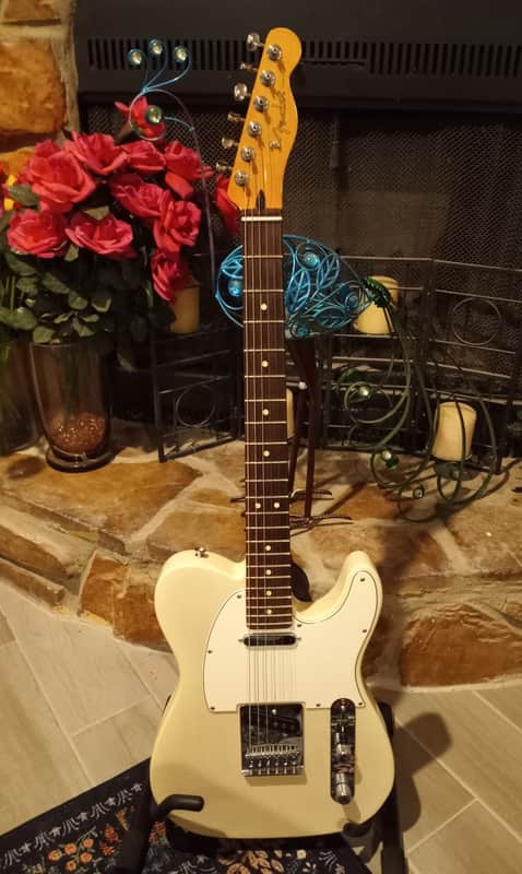 Fender Player II Chambered Telecaster 2024 - Present - White Blonde