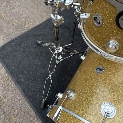 DW Collector’s Maple SSC Gold Glass 5 Piece Drum Set image 16