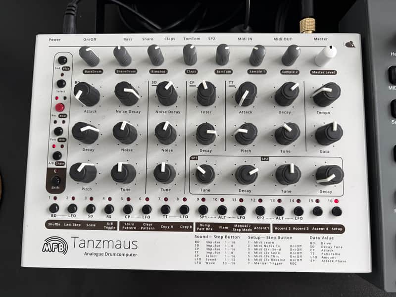 MFB Tanzmaus 2010s - White image 1