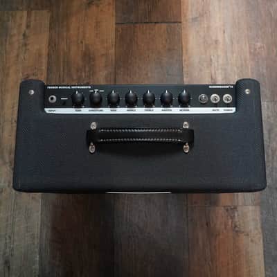 Fender BASSBREAKER 15 COMBO MIM image 2