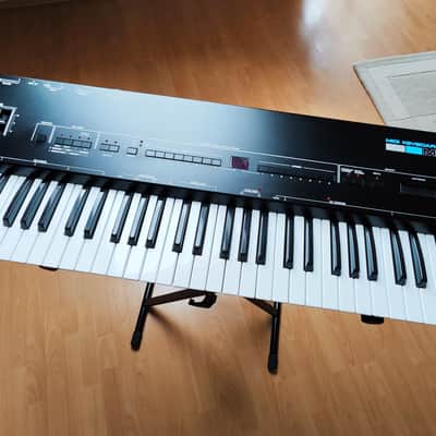 Roland MKB-200 61-Key MIDI Keyboard Controller for MKS-70 MKS-80 vintage gear collectable image 2