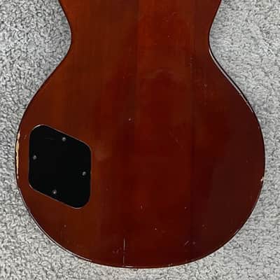Univox - MIJ "Gimme Lawsuit" Les Paul Style - Sunburst - with HSC image 16