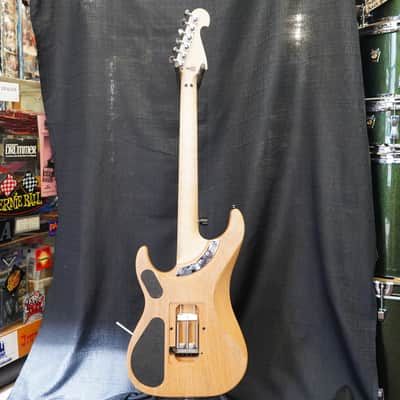 Washburn USA N4-Nuno Vintage Nuno Bettencourt 6-String w/ Hard Case image 3