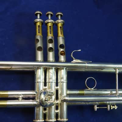 Bach Stradivarius Early Elkhart model 37 Bb trumpet 1968 Silver image 8