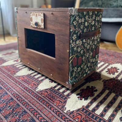 Heavy Seas 1x12 guitar cab Custom - Blackthorns / Golden Oak image 15