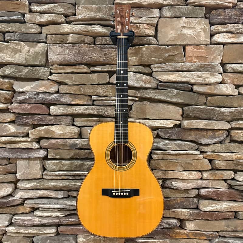 Martin Custom Shop 00-14F - Natural Spruce / Claro Walnut w/ Original Case image 1