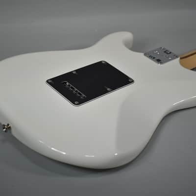 2022 Fender American Performer Stratocaster Arctic White Finish w/Bag image 12