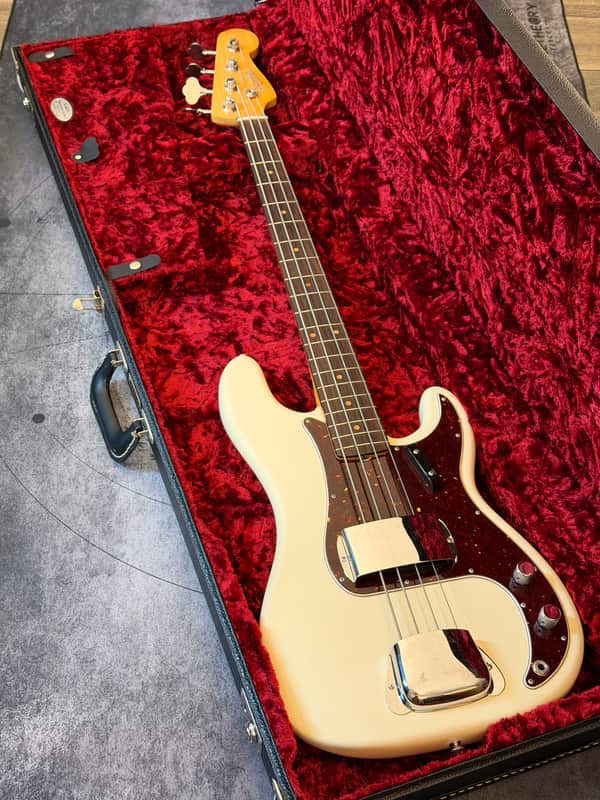 Fender American Original '60s Precision Bass with Rosewood Fretboard 2018 - 2019 - Olympic White image 1