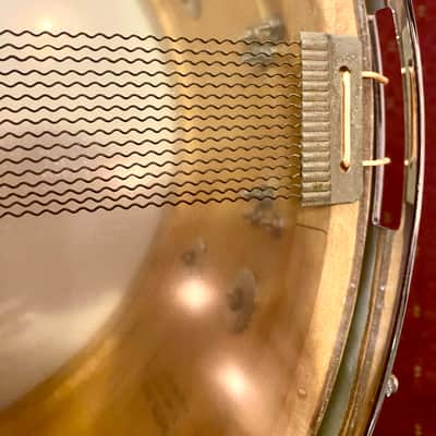 Slingerland Gene Krupa Radio King 6.5x14"  8-Lug 3-Ply Maple Shell Snare Drum 3-Pt Strainer 1940s White Marine Pearl image 9