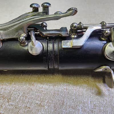 Yamaha YCL-450N Intermediate Bb Clarinet with Nickel-Plated Keys 2010s - Black image 10