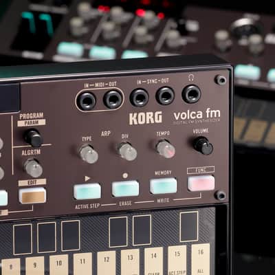 Immagine KORG Volca FM v2 Synthesizer/Sequencer with Effects & Arp - 14
