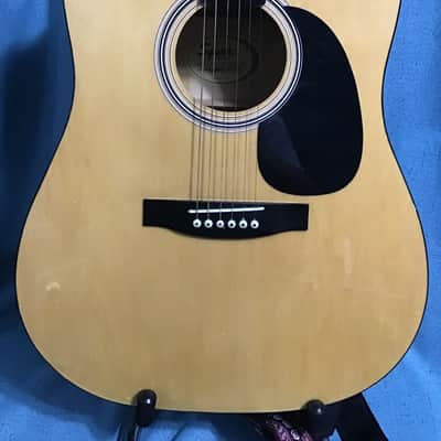 Squire by Fender 093-0300-021 2000s Acoustic Guitar with Nice Soft Case image 2