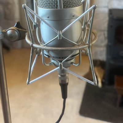 Neumann M 149 Large Diaphragm Multipattern Tube Condenser Microphone 1999 - Present - Nickel image 6