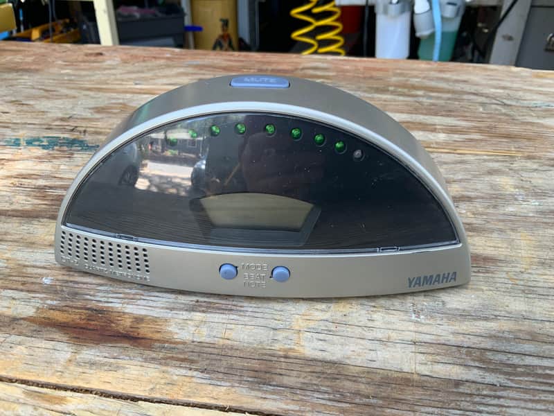 Yamaha QT-2 Quartz Metronome image 1