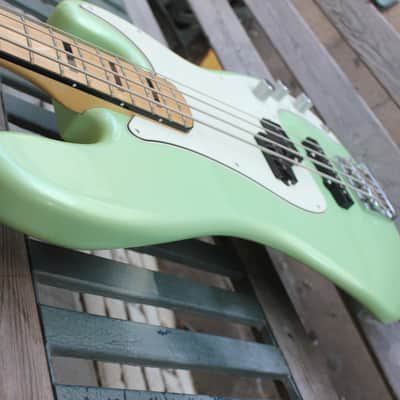 Fender MIM FSR Deluxe Precision Bass Sea Foam Green Metallic image 4