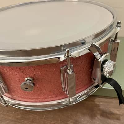 Tempro 5x14 vintage snare drum Pink Sparkle image 4