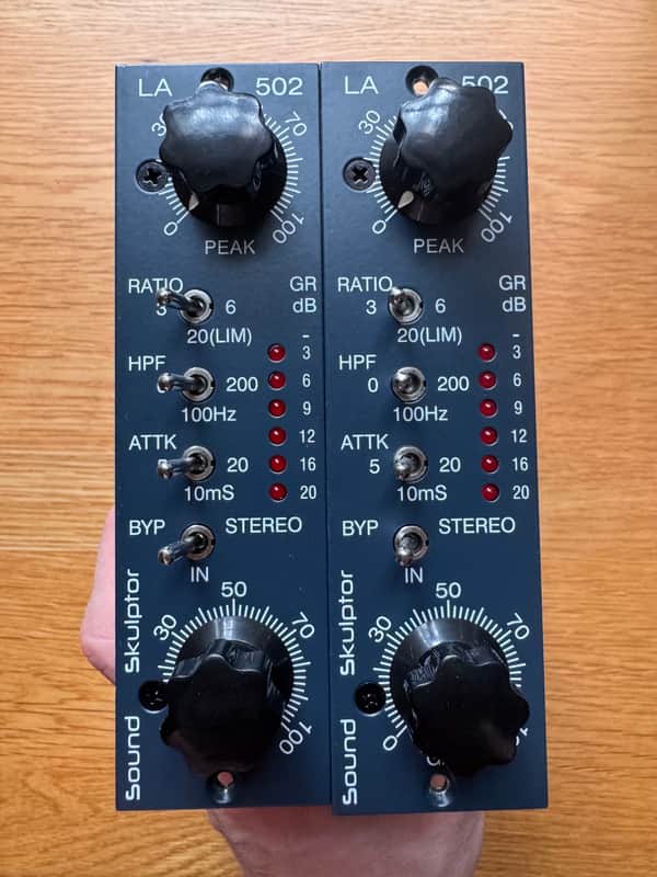 Sound Skulptor LA502