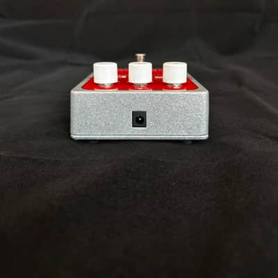 Electro-Harmonix Micro POG Polyphonic Octave Generator 2007 - Present - Red / Gray image 2