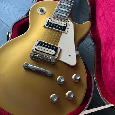 2019 Gibson USA Les Paul Classic Goldtop with Case image 2