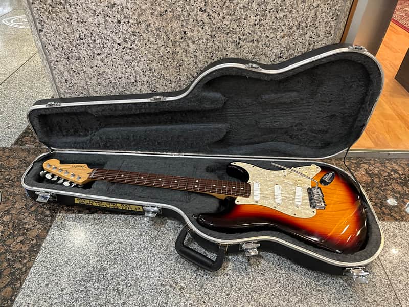 1997 Fender Strat Plus Deluxe Stratocaster With EMG David Gilmore Pickups