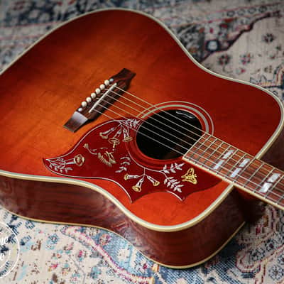 Gibson Custom 1960 Reissue Hummingbird Heritage Cherry Sunburst image 14