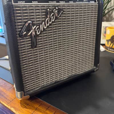 Fender Frontman 10G 10-Watt 1x6" Guitar Practice Amp 2007 - Present - Black image 1