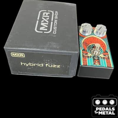 MXR CSP041 Hybrid Fuzz 2023 - Present - Black / Teal Graphic - X16694 image 2
