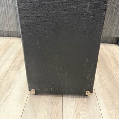 Fender Rumble 200 AMP(200 Watts) image 2