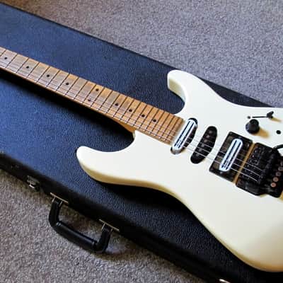 Up to 07/07! Fender HM Strat 1988 Original /Greg Howe,Introspection Mode/ +Case!FREE shipping in EU! image 10