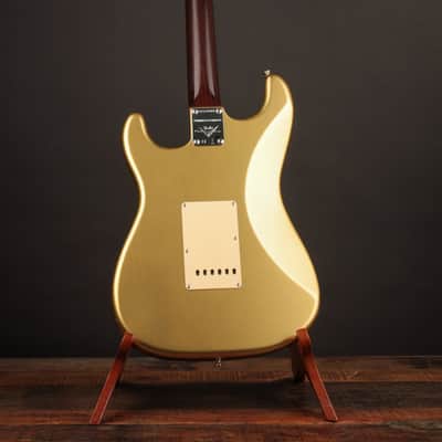 Fender Custom Shop LTD 1957 Stratocaster Rosewood Neck Aged Aztec Gold/DLX Closet Classic image 18