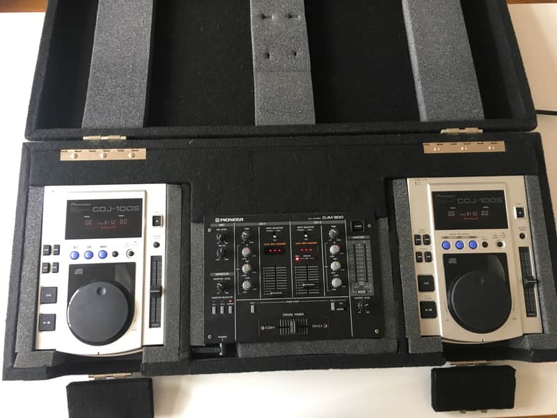 Pioneer CDJ-100s with DJM-300 mixer and travel case | Reverb