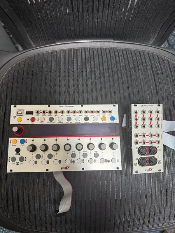 Five12 Vector Sequencer MK 1 2021 - Silver image 1